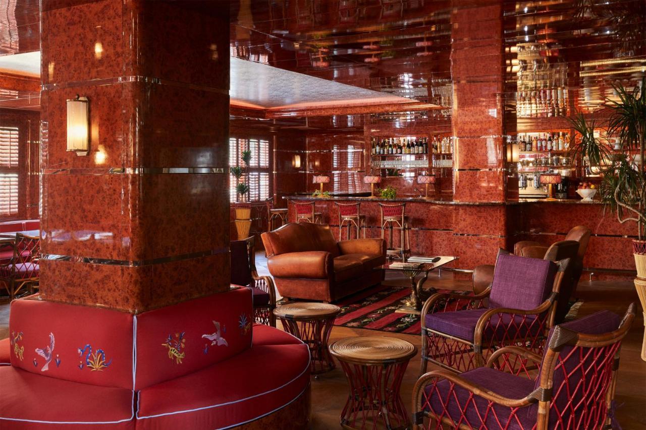 Ulysses, An Ash Hotel