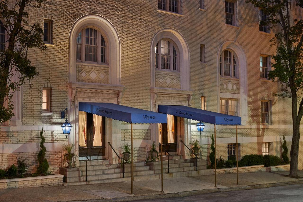 Ulysses, An Ash Hotel